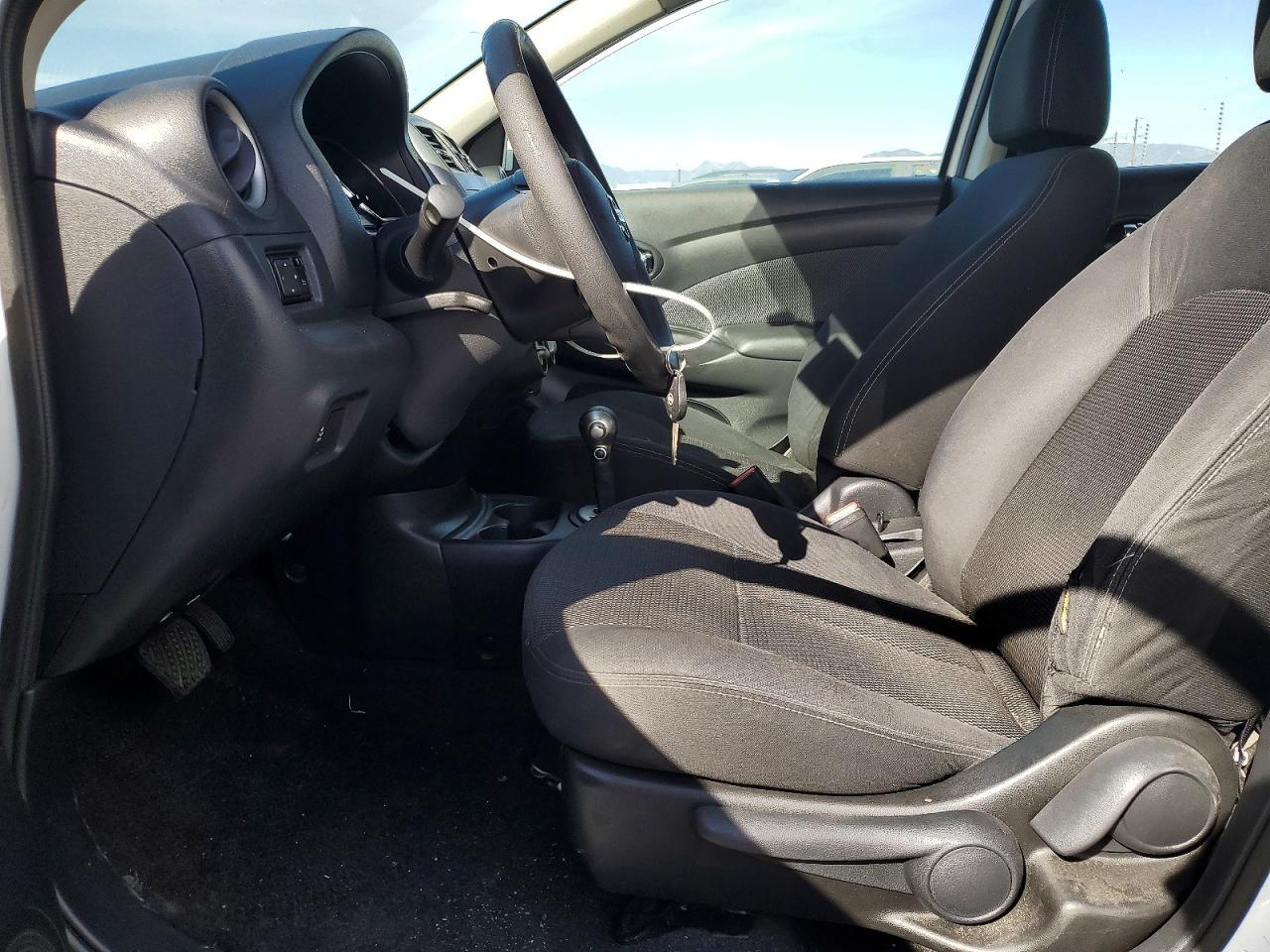 2014 Nissan Versa 1.6 S - Фото 7