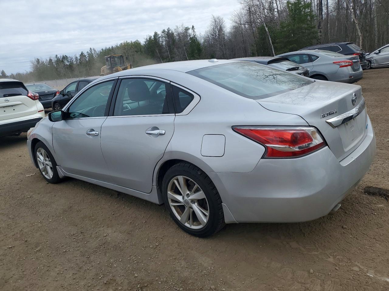 2014 Nissan Altima 2.5 - Фото 2