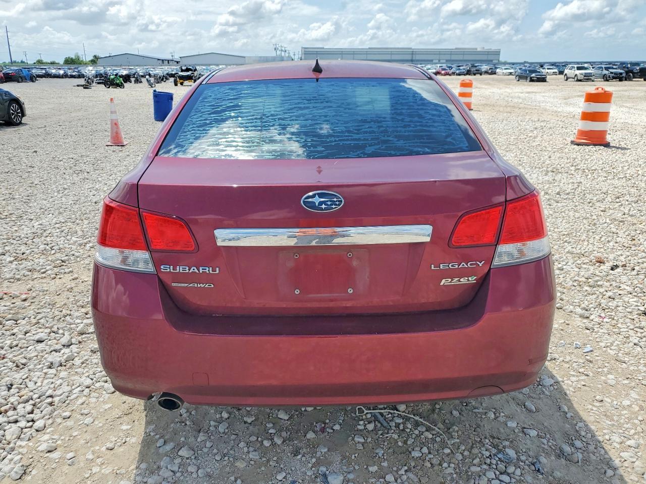 2012 Subaru Legacy 2.5I Limited - Image 6