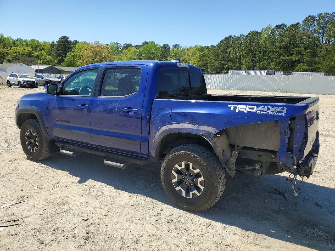 2022 Toyota Tacoma Trd Off-Road - Фото 2