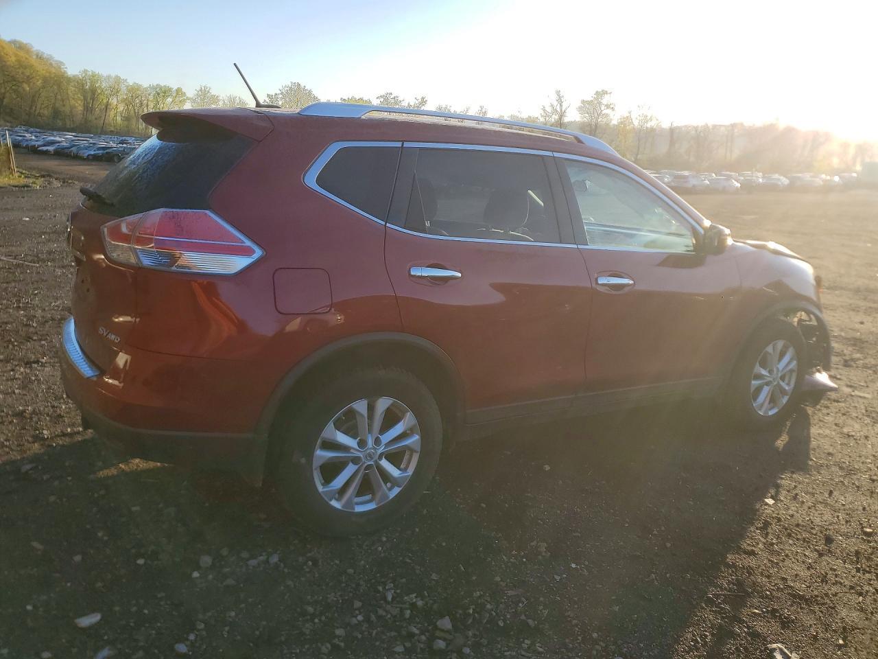 2015 Nissan Rogue Sv - Image 3