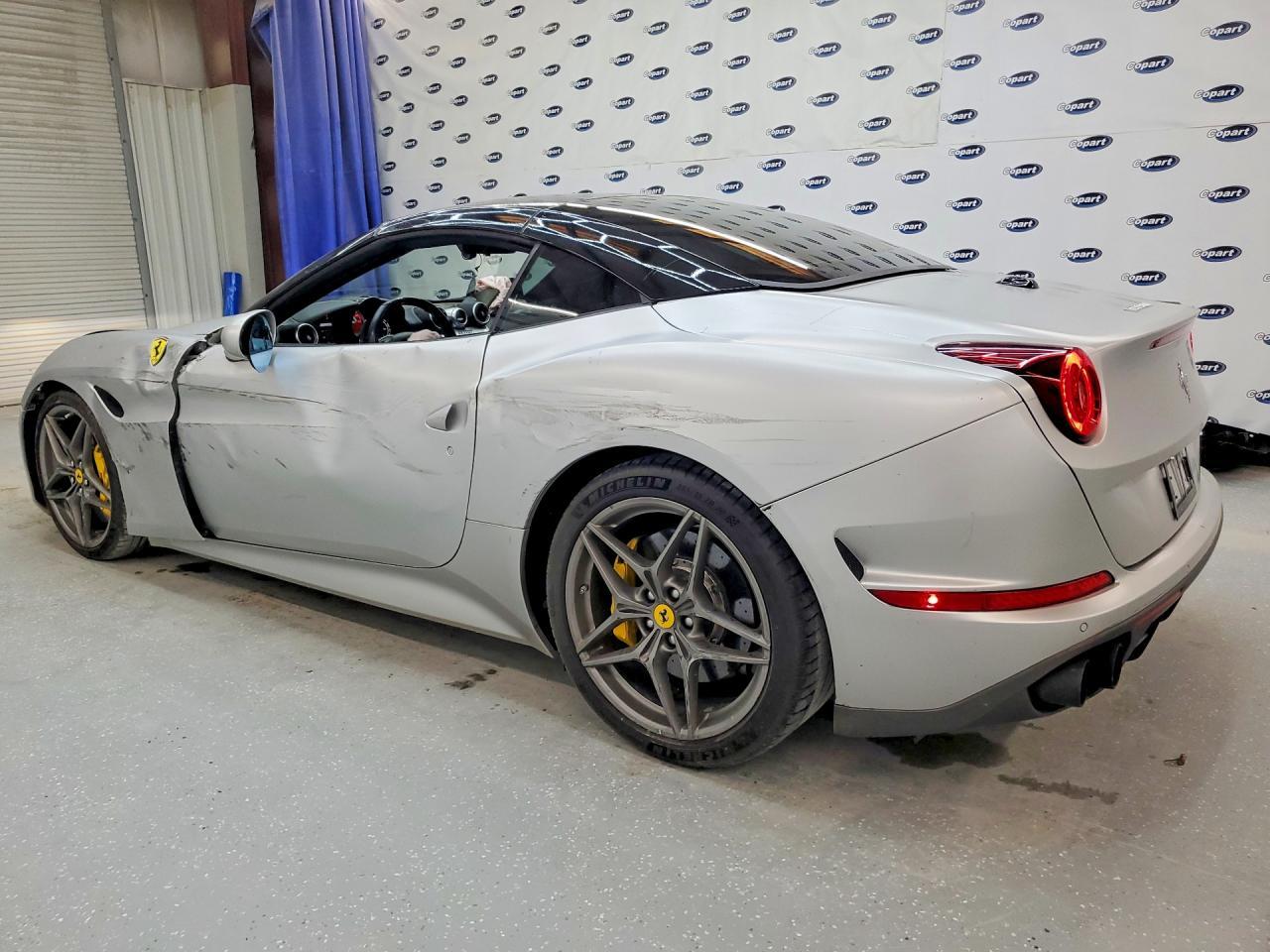 2017 Ferrari California T - Image 2