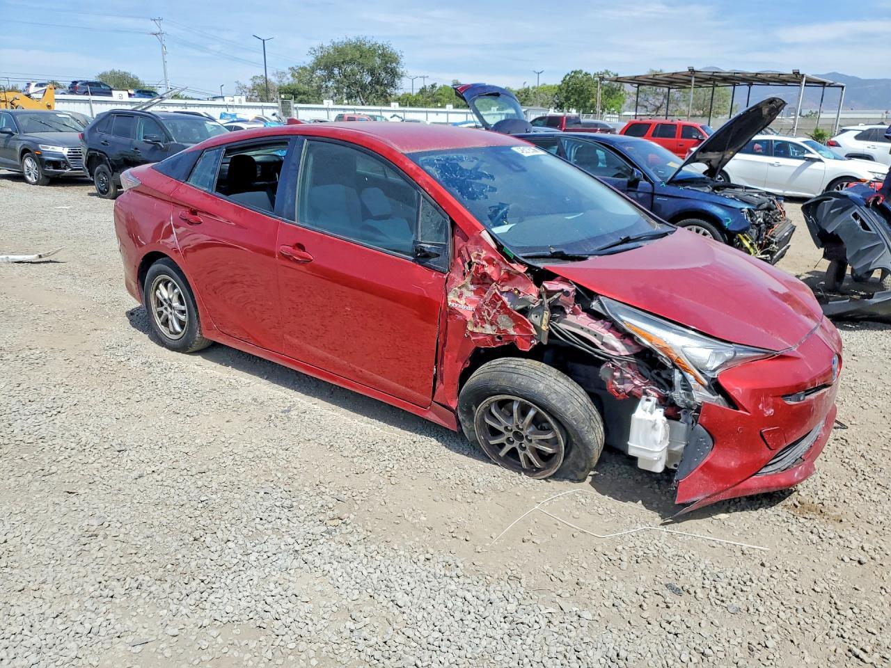 2017 Toyota Prius Two - Фото 4