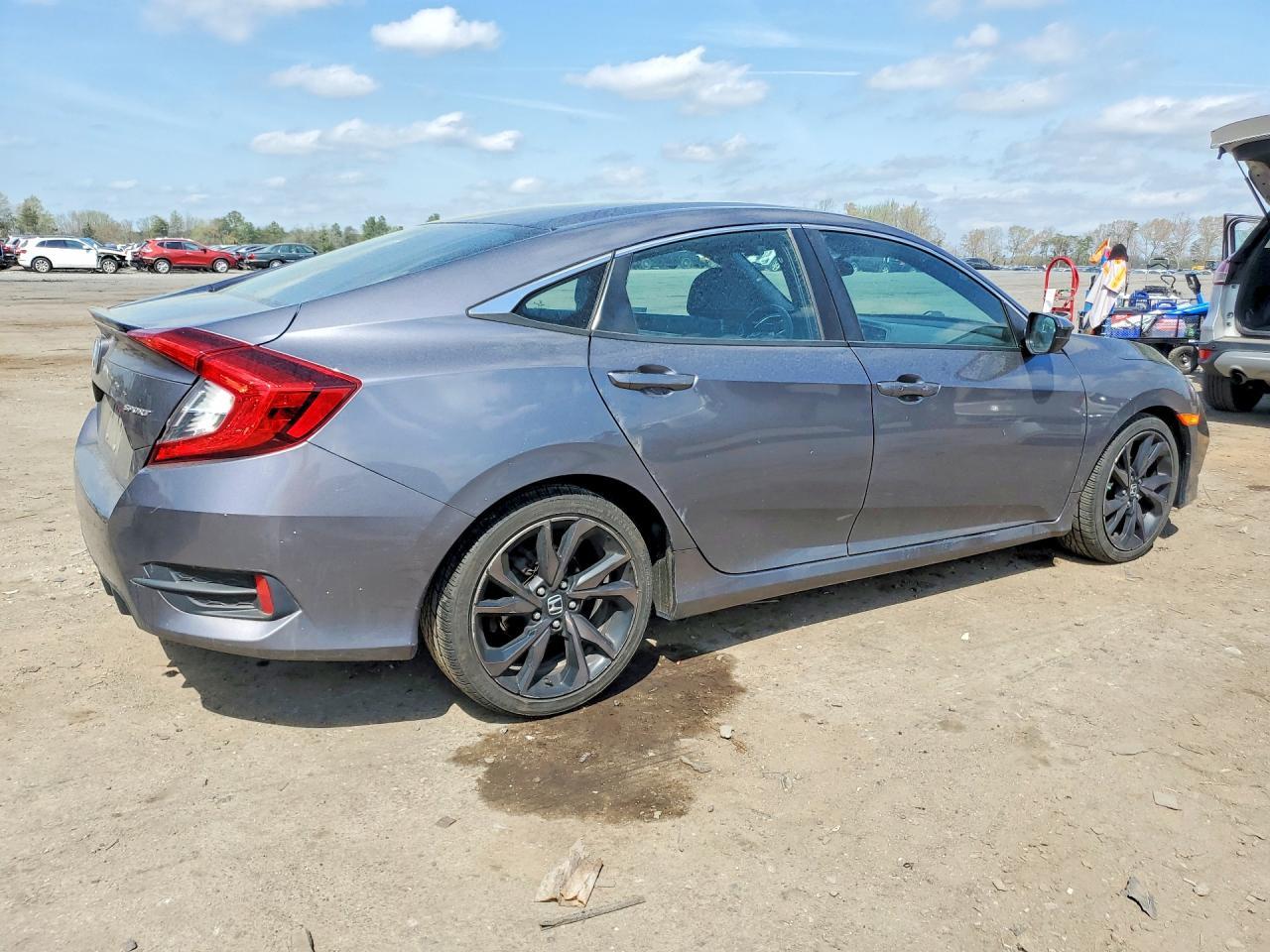 2020 Honda Civic Sport - Фото 3