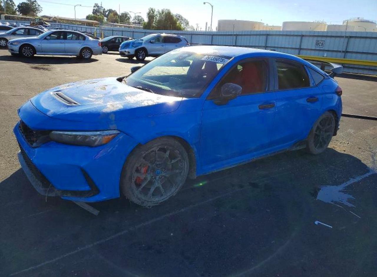 2025 Honda Civic Type-R - Image 2