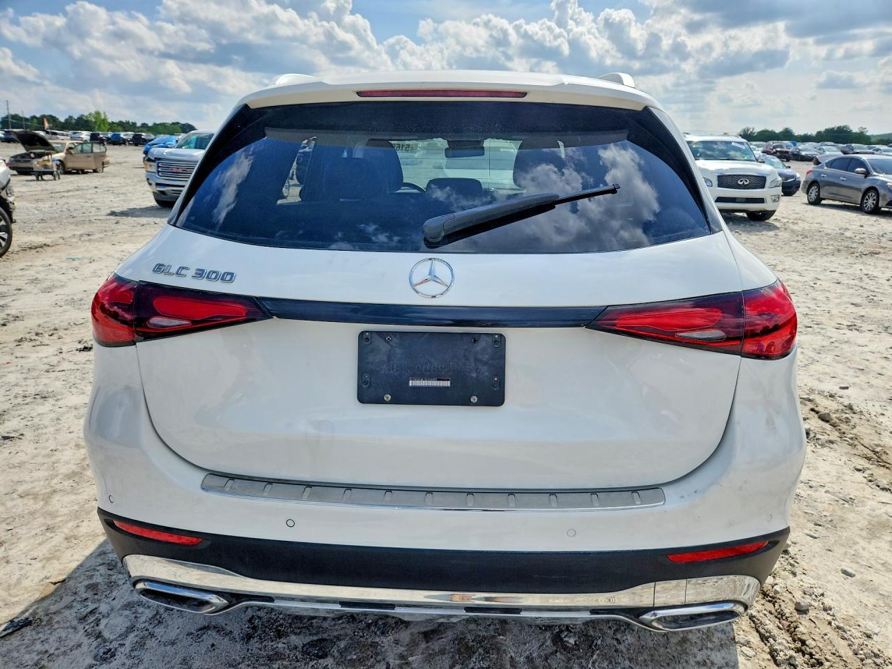 2025 Mercedes-Benz Glc 300 - Фото 6