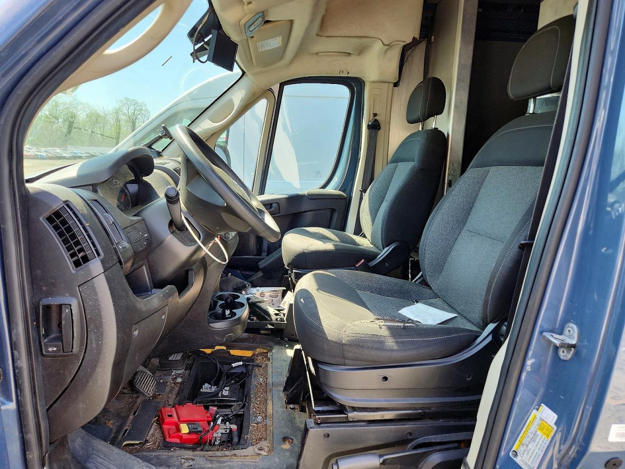 2019 Ram Promaster 3500 Delivery Van - Фото 7