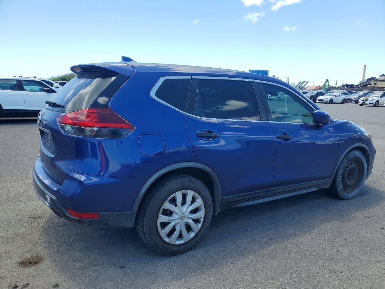 2019 Nissan Rogue S - Image 3