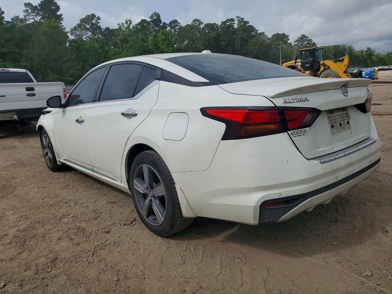 2021 Nissan Altima Sv - Image 2