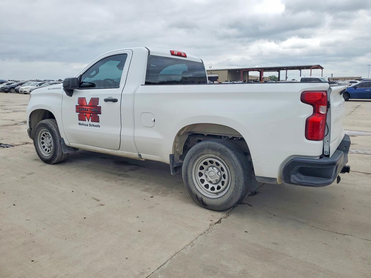 2023 Chevrolet Silverado C1500 - Фото 2