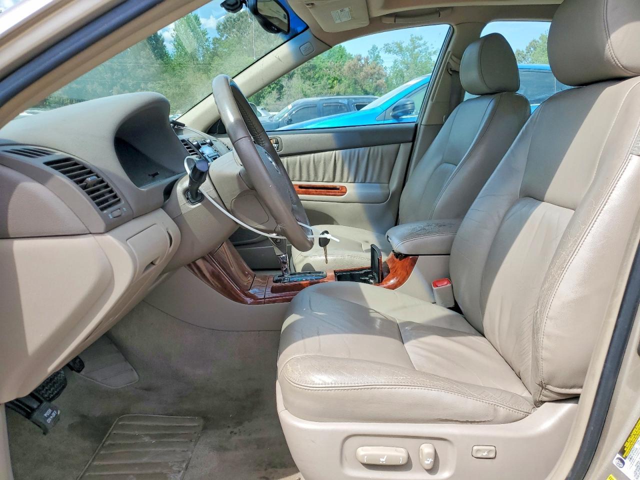 2005 Toyt Camry - Image 7