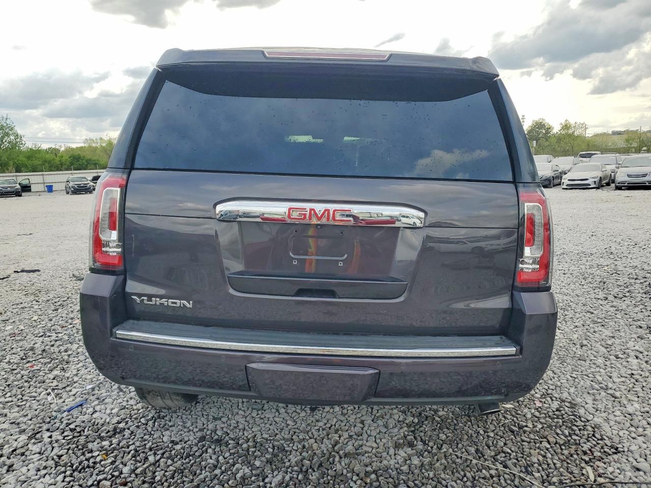 2015 GMC Yukon Denali - Фото 6