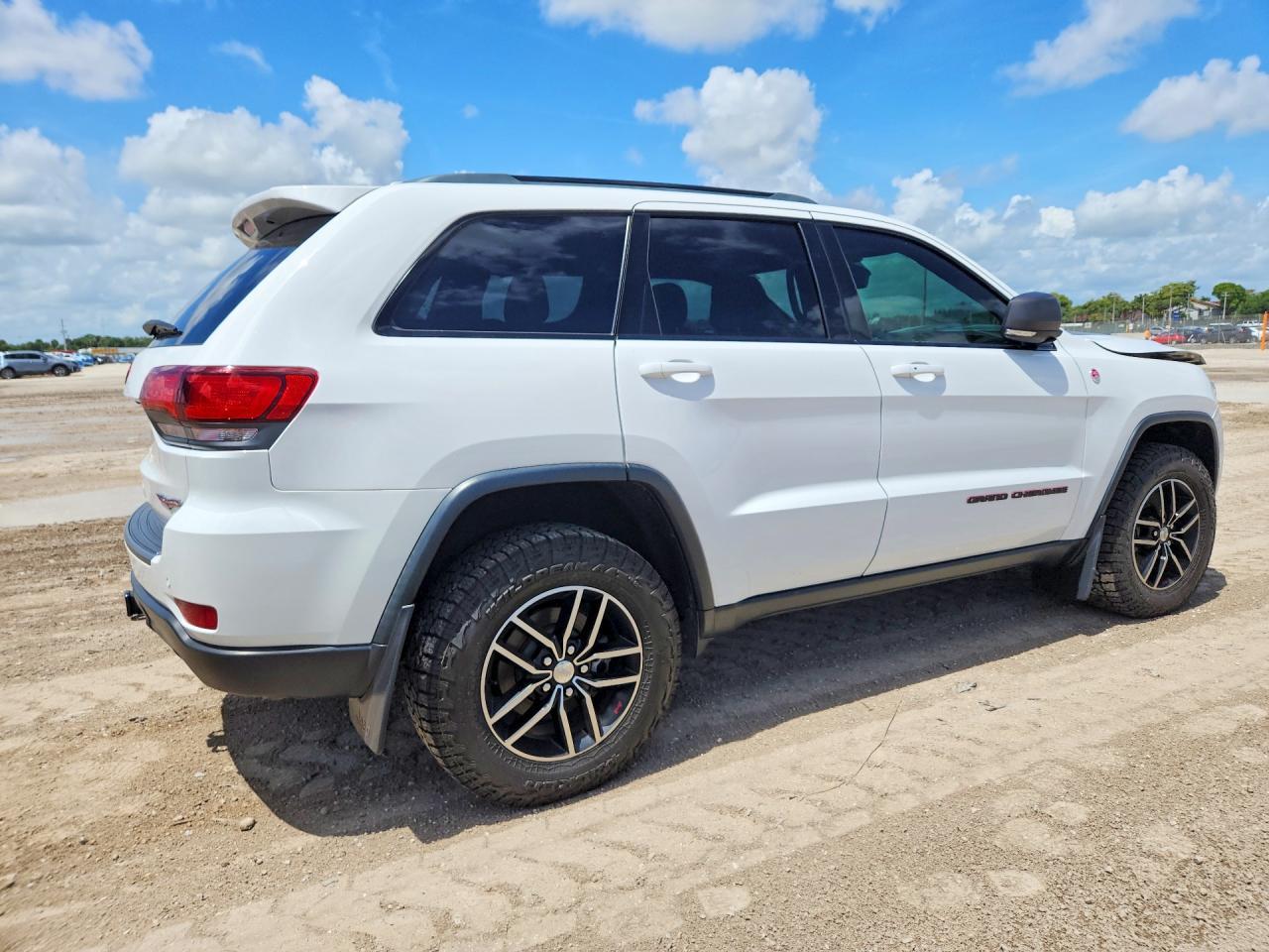 2018 Jeep Grand Cherokee Trailhawk - Фото 3