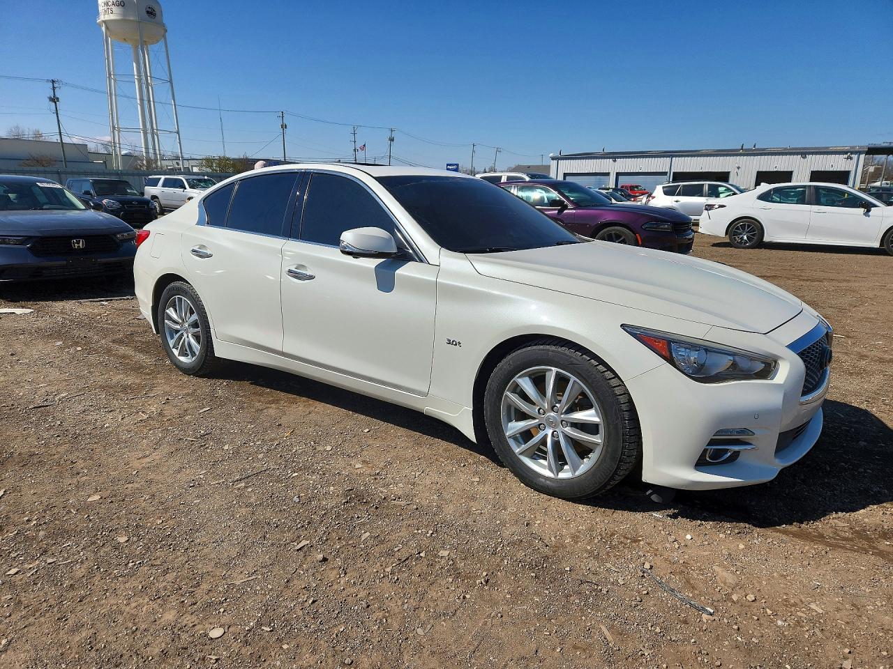 2016 Infiniti Q50 3.0T Premium - Image 4