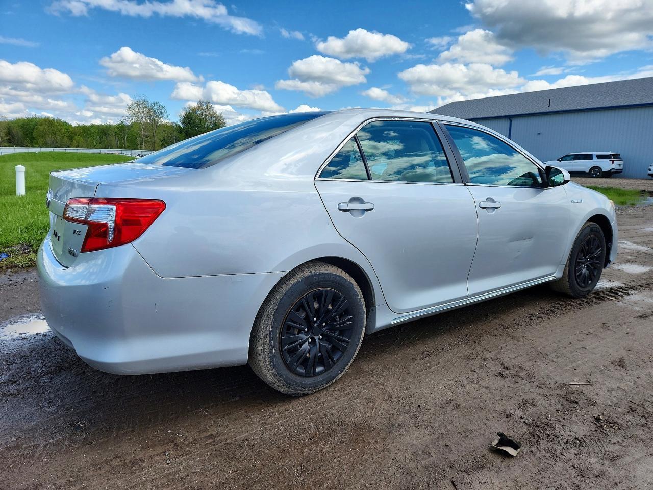 2012 Toyota Camry - Фото 3