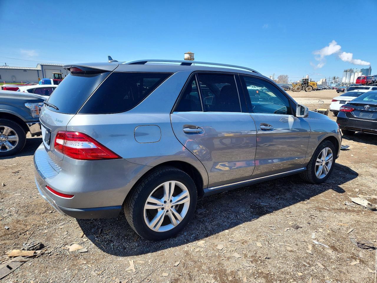 2015 Mercedes-Benz Ml 350 4Matic - Image 3