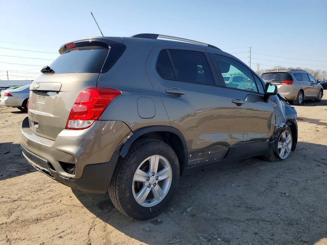 2021 Chevrolet Trax 1Lt - Image 3