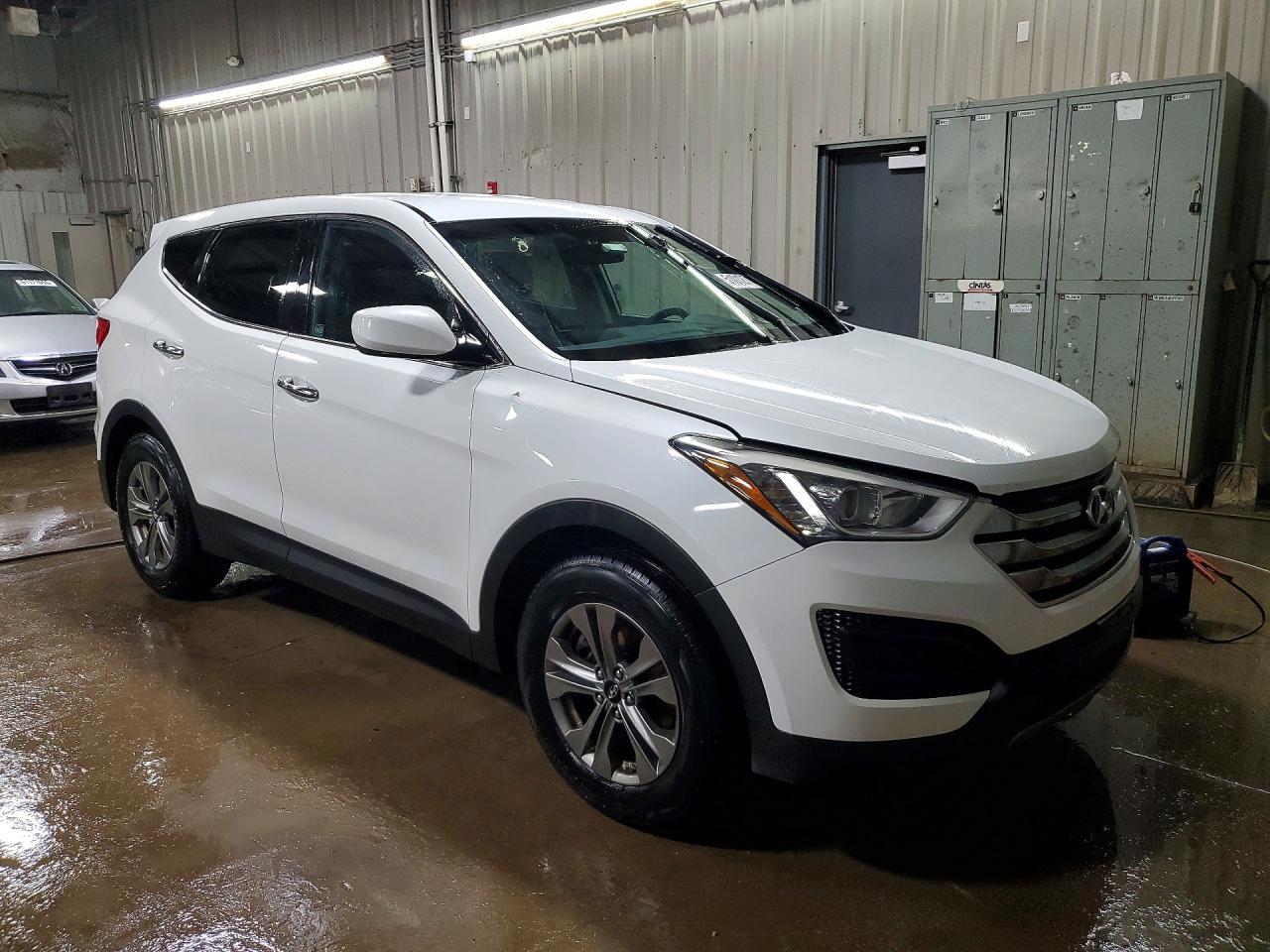 2016 Hyundai Santa Fe Sport 2.4L - Фото 4