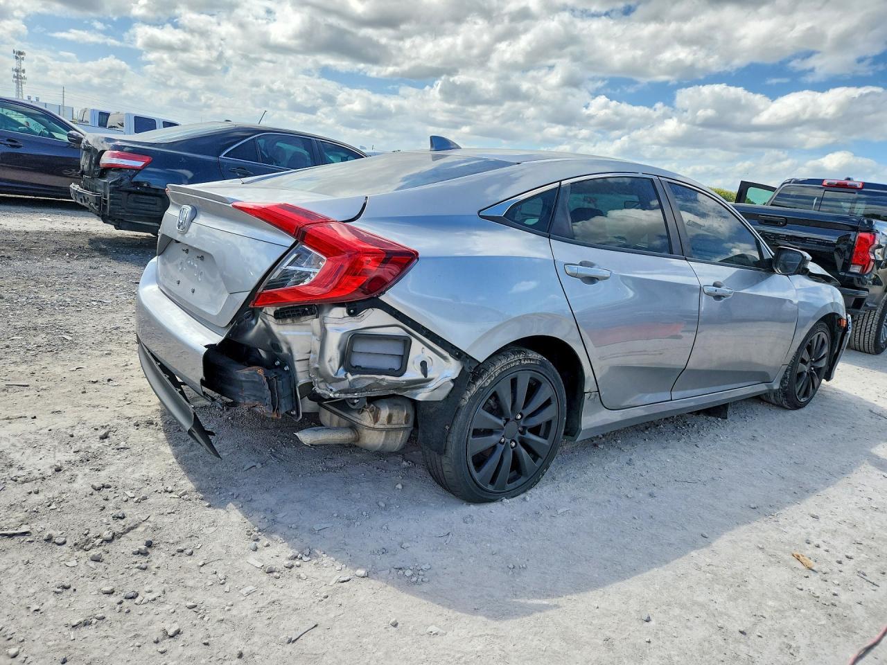 2016 Honda Civic Exl - Image 3