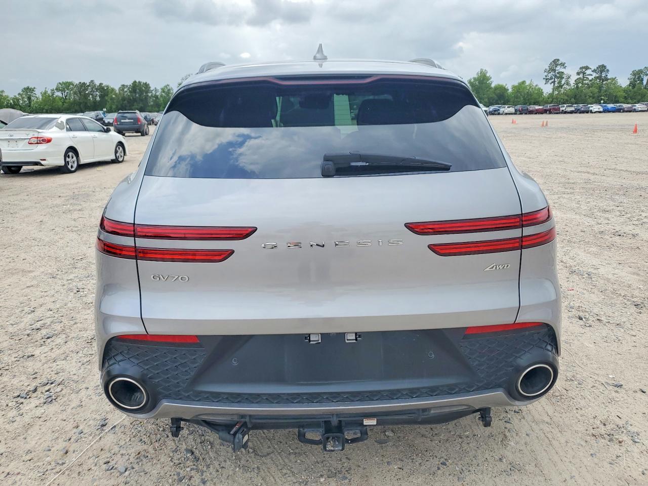 2023 Genesis Gv70 2.5T Standard - Image 6