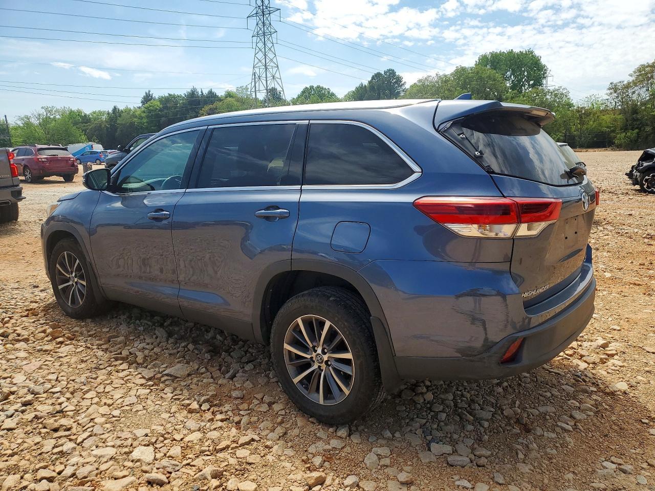 2019 Toyota Highlander Xle - Фото 2