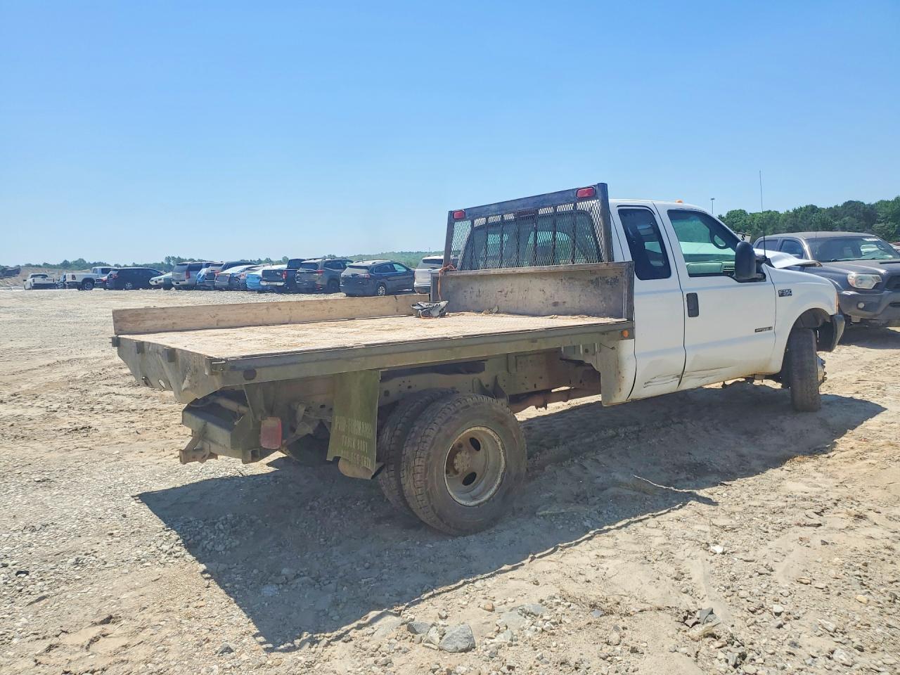 2000 Ford F350 Super Duty - Image 3