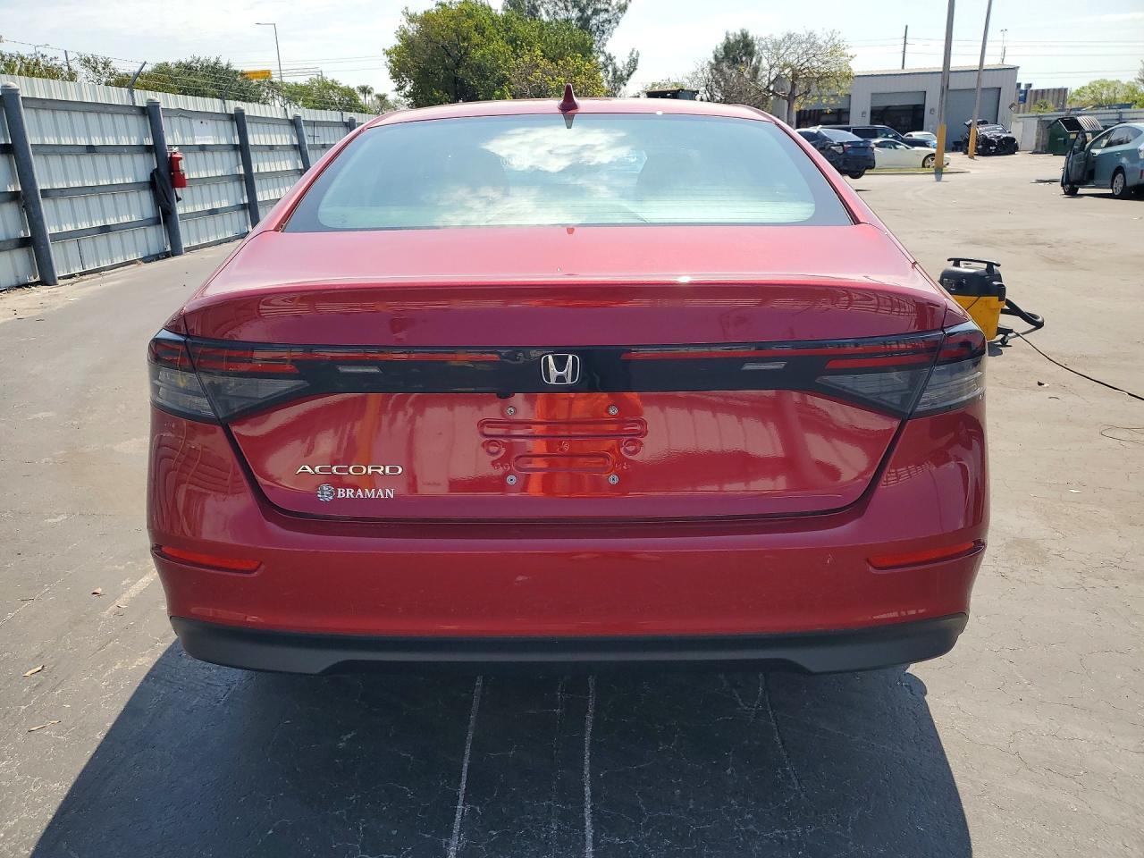2025 Honda Accord Lx - Image 6
