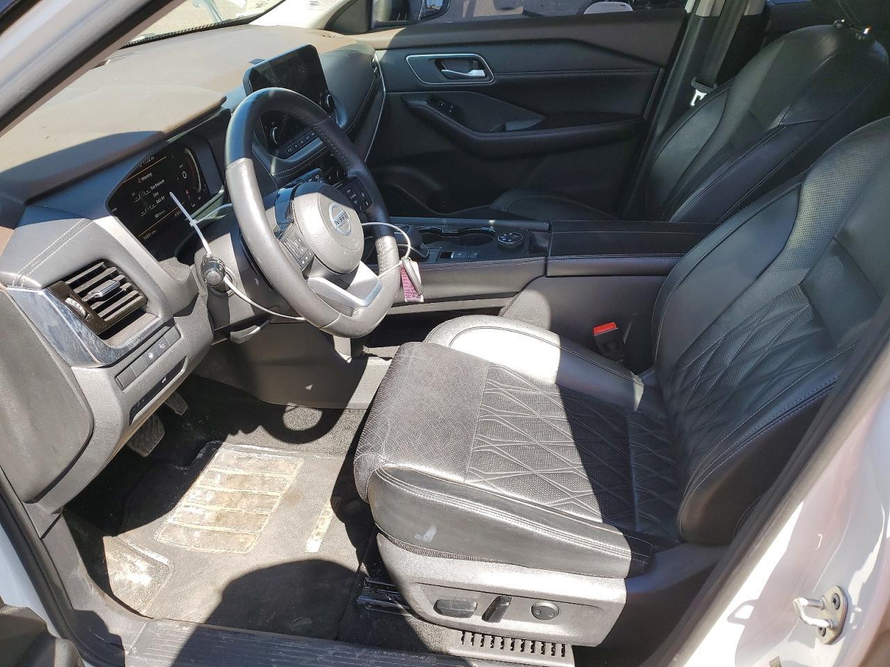 2021 Nissan Rogue Platinum - Фото 7