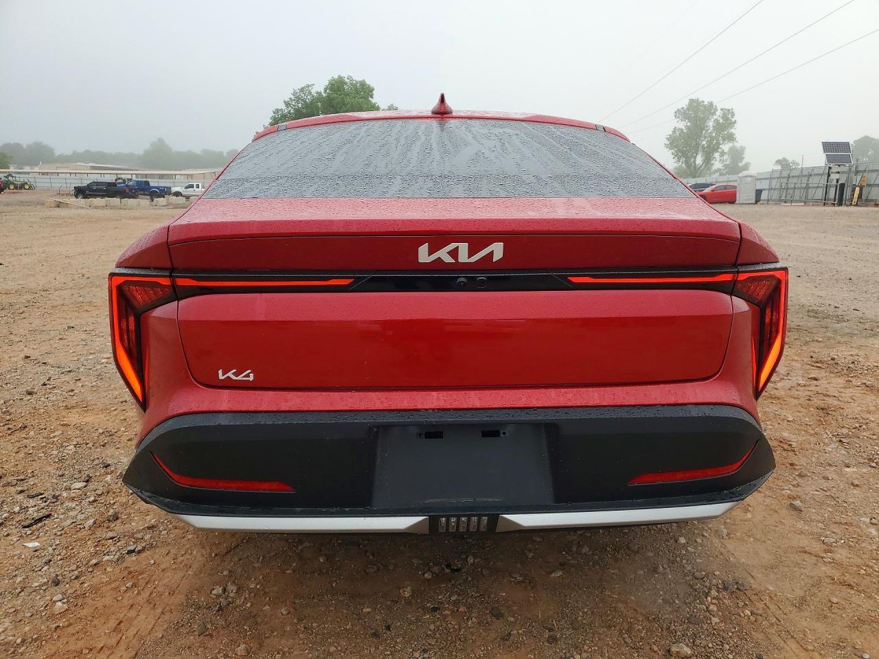 2025 Kia K4 Lxs - Image 6