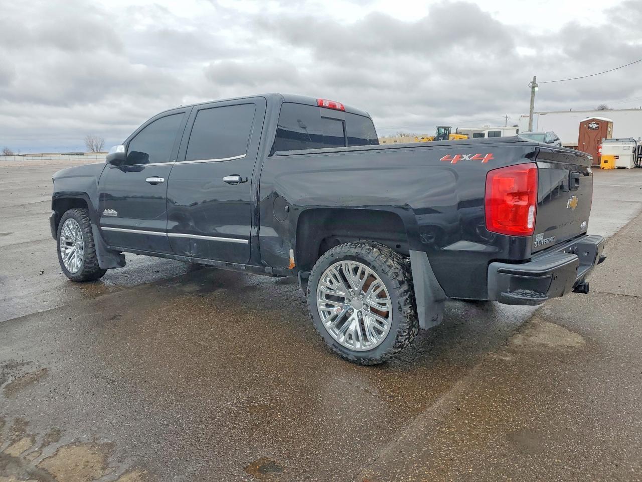 2018 Chevrolet Silverado K1500 High Country - Фото 2