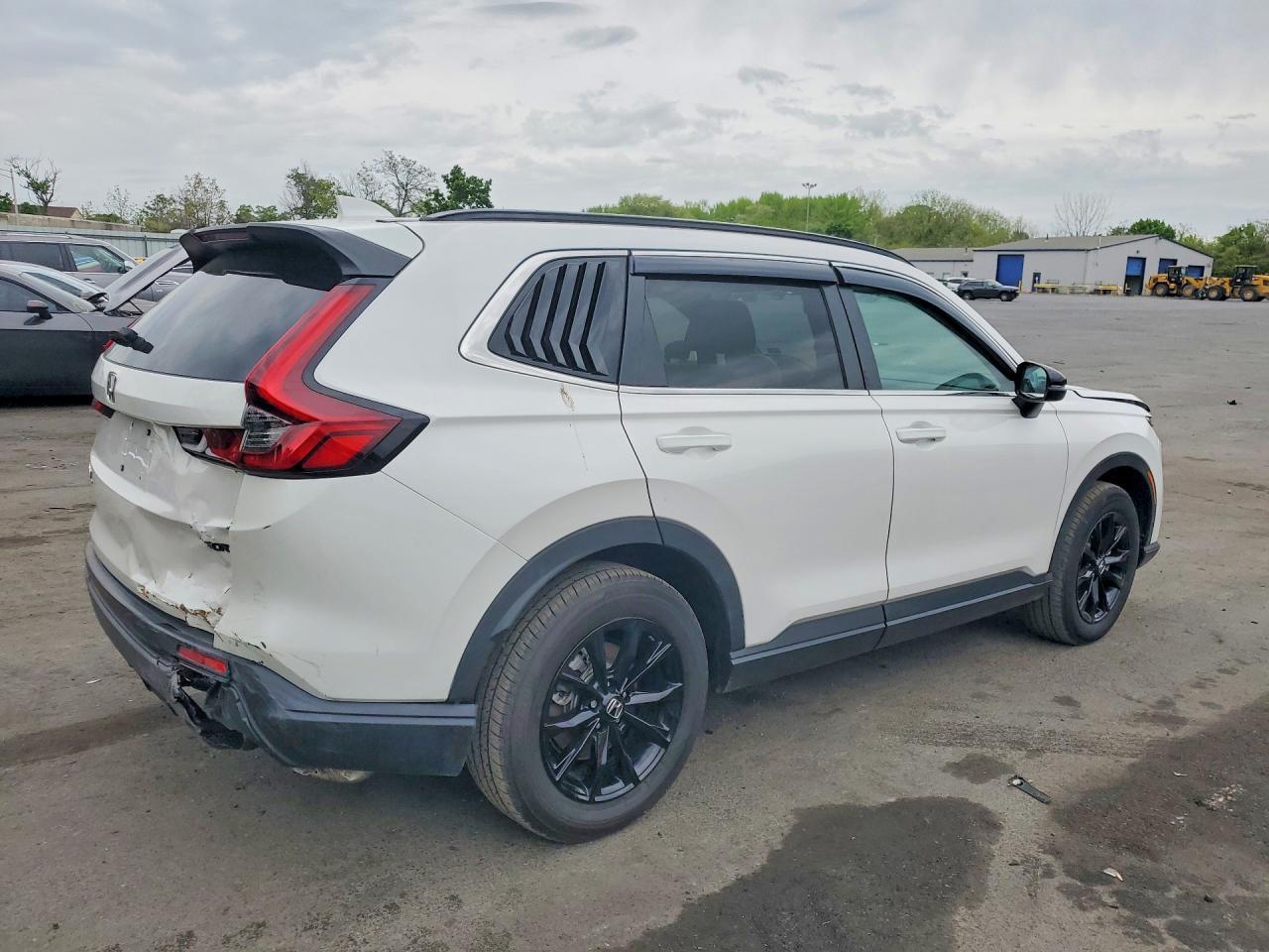 2025 Honda Cr-V Sport - Image 3