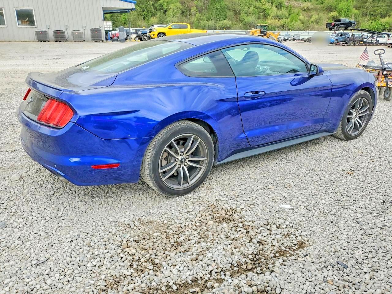 2016 Ford Mustang - Фото 3
