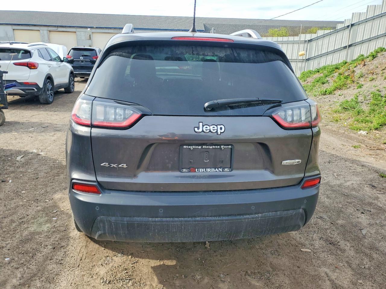 2020 Jeep Cherokee - Фото 6
