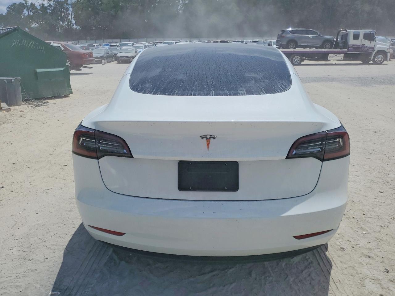 2023 Tesla Model 3 - Image 6