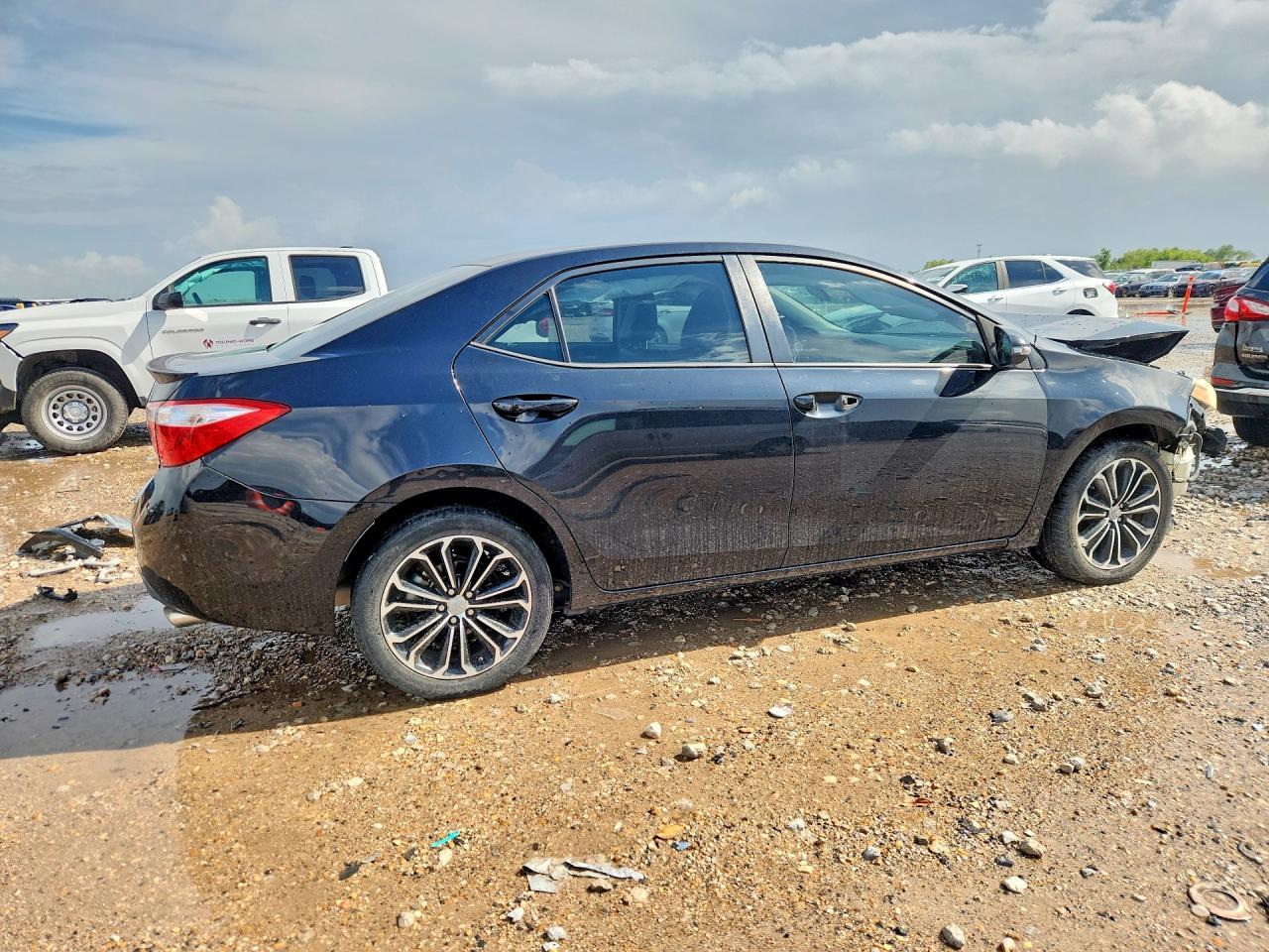 2014 Toyota Corolla S Plus - Фото 3