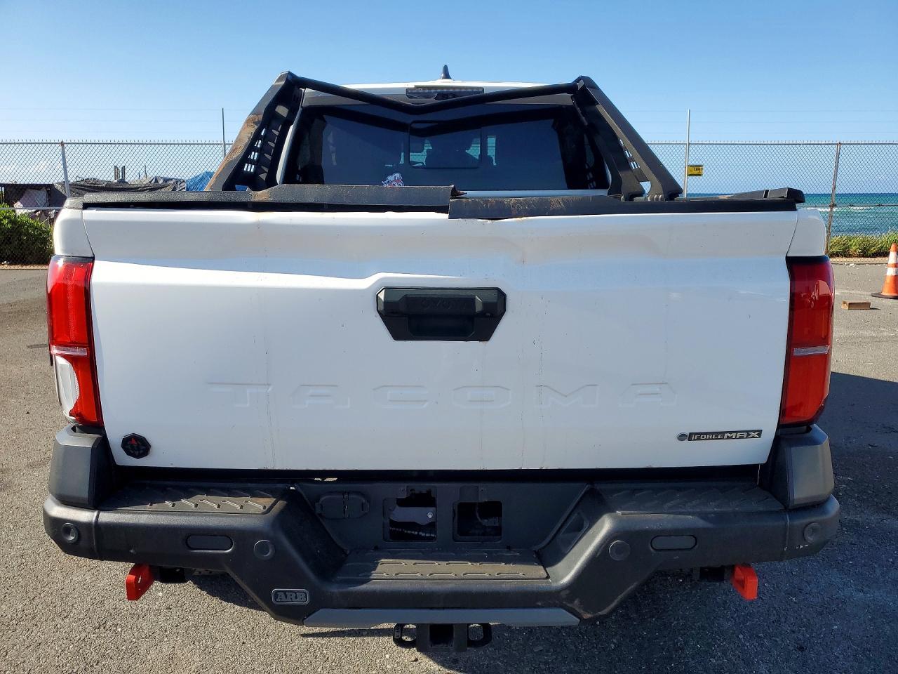 2024 Toyota Tacoma Trailhunter Hv - Image 6