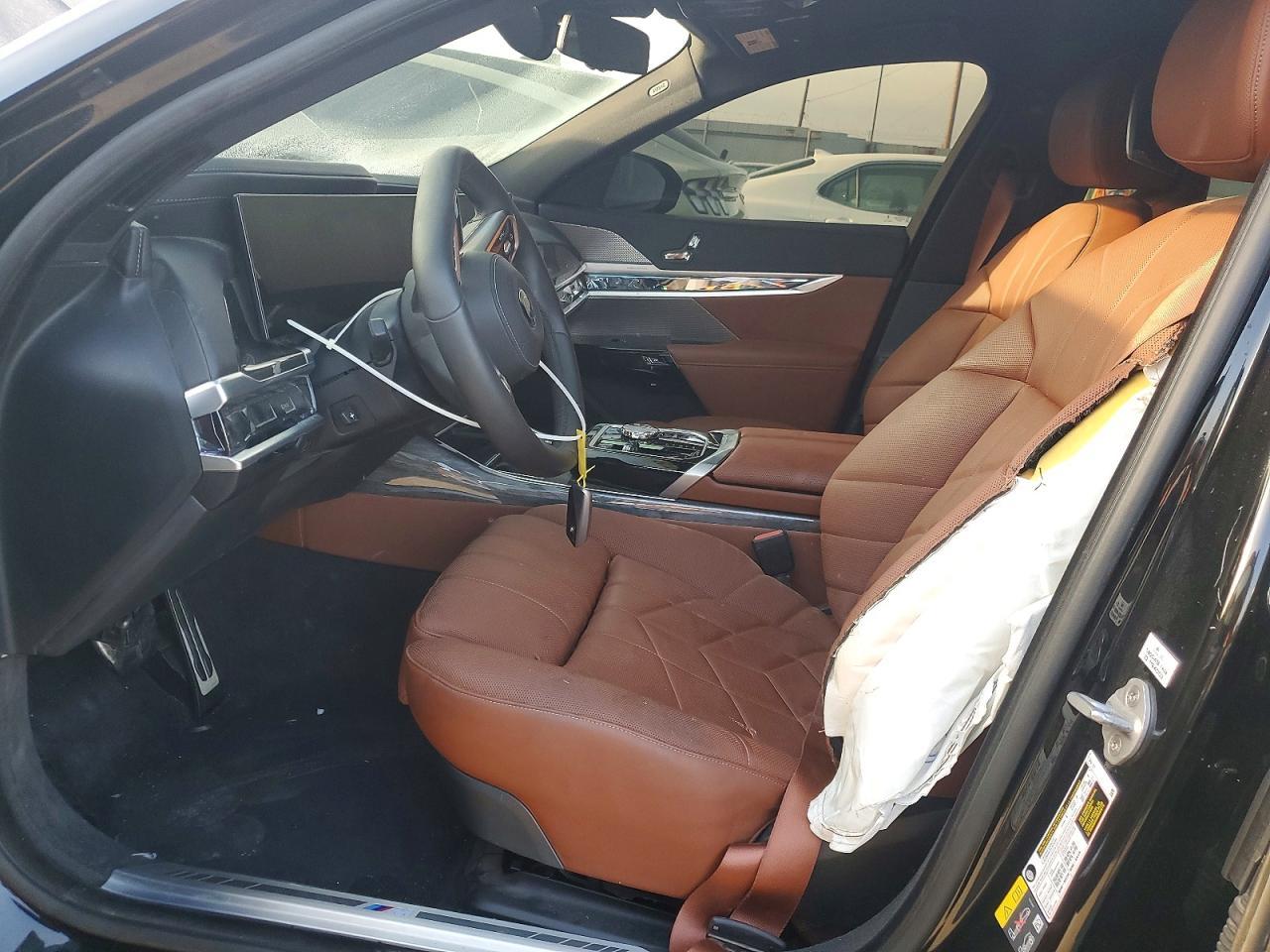 2025 BMW I7 Edrive50 - Фото 7