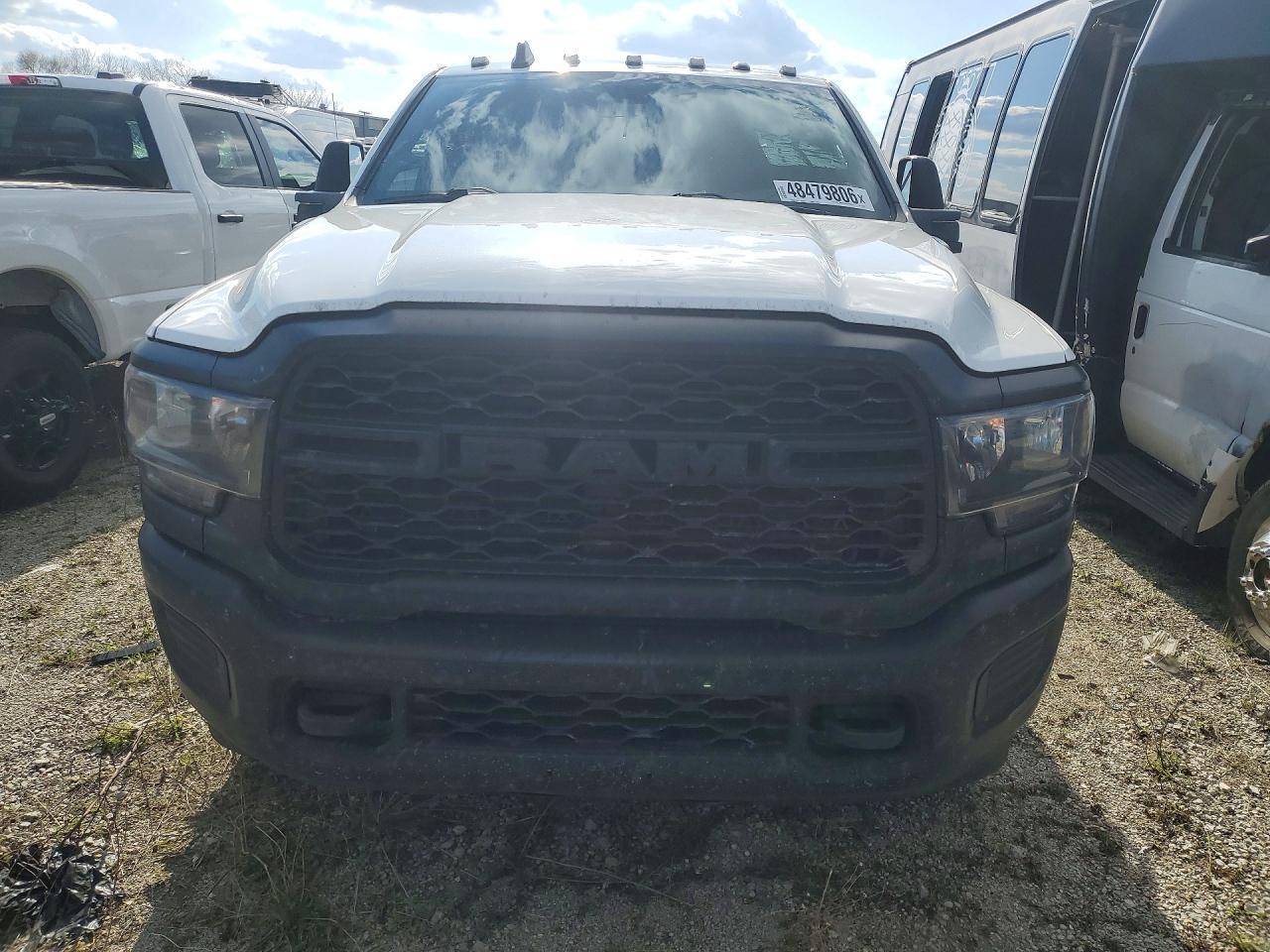 2023 Ram 3500 Tradesman Truck Cab And Chassis - Image 5