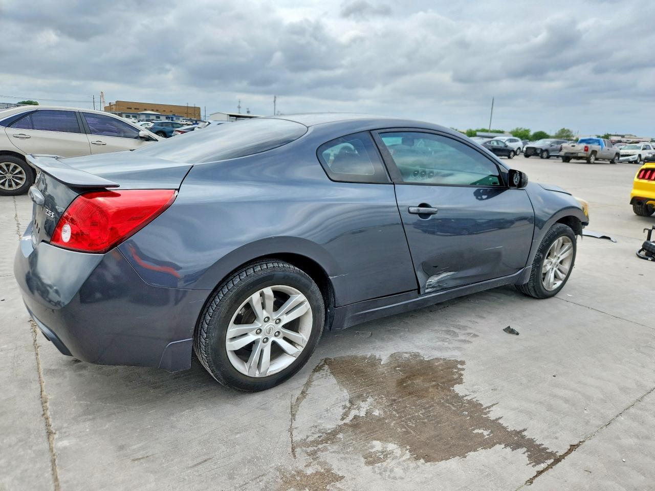 2013 Nissan Altima S - Фото 3