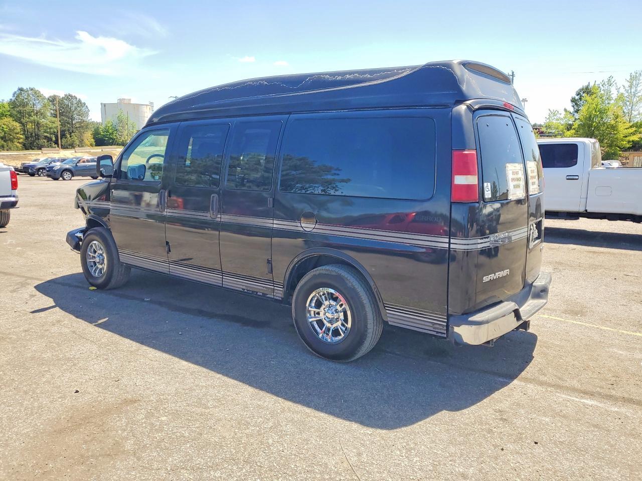 2005 GMC Savana Rv G1500 - Фото 2