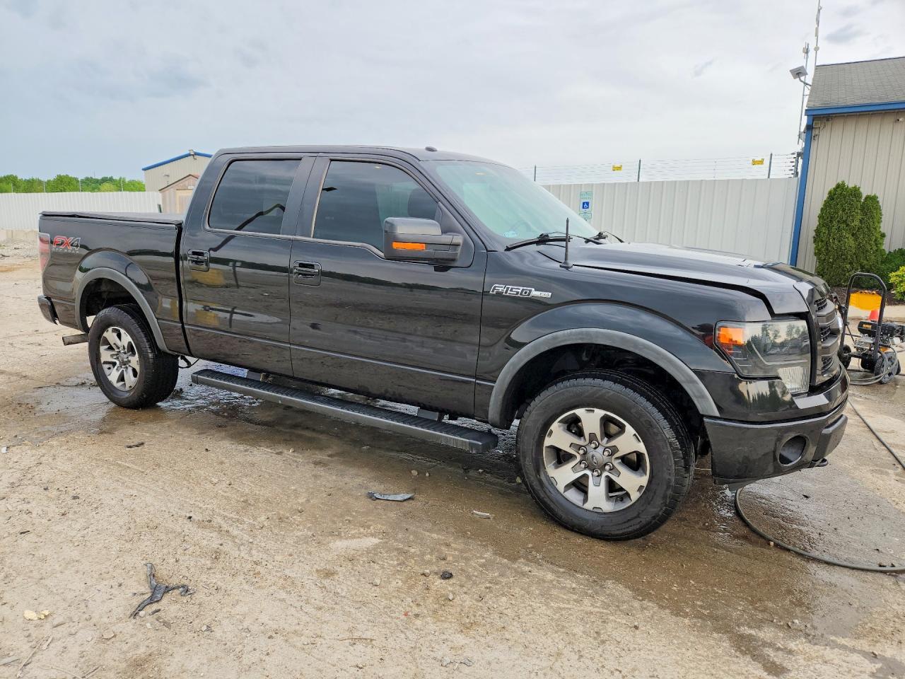 2014 Ford F150 Supercrew - Фото 4