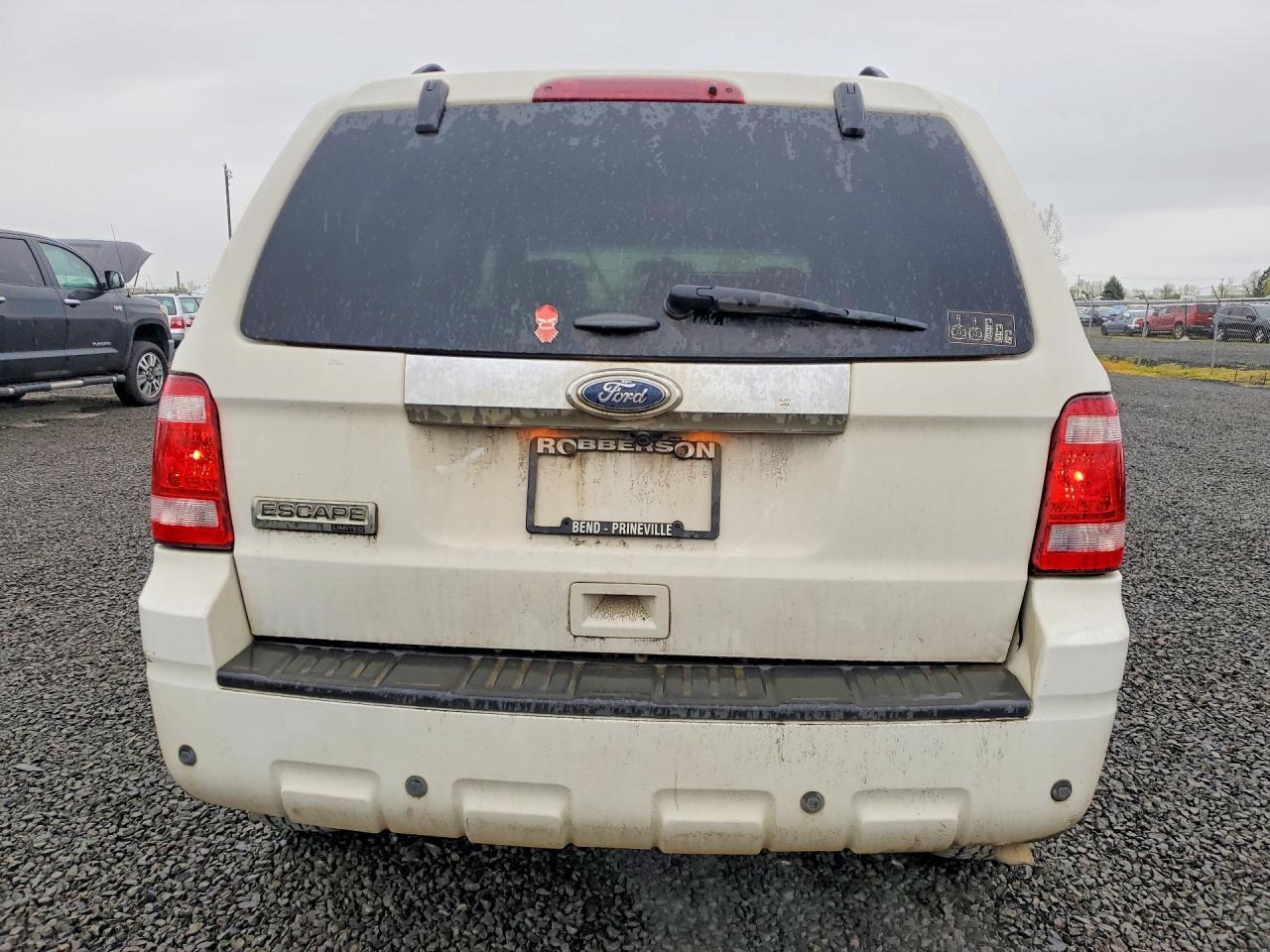 2012 Ford Escape Limited - Image 6