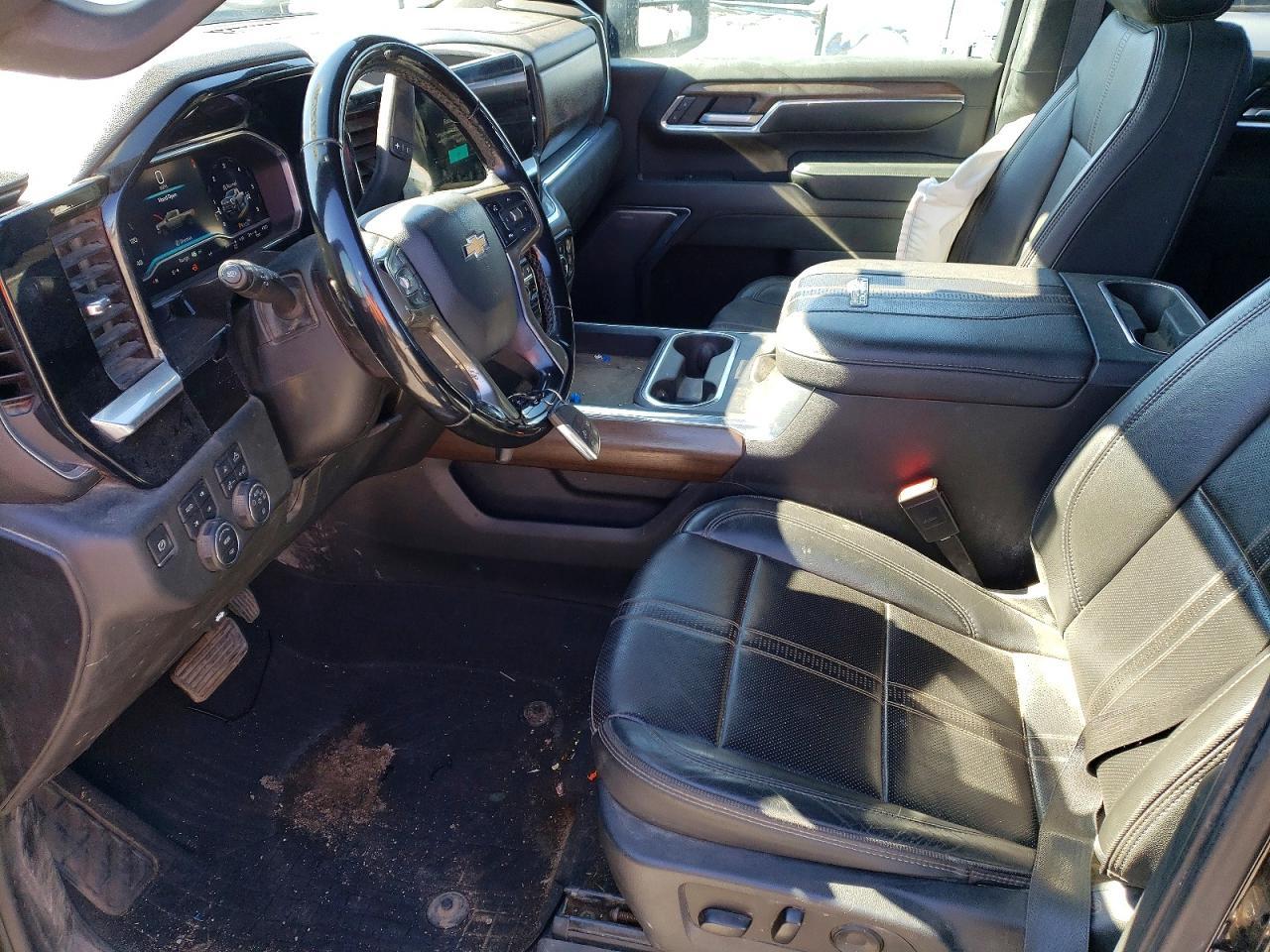 2024 Chevrolet Silverado K3500 High Country - Фото 7