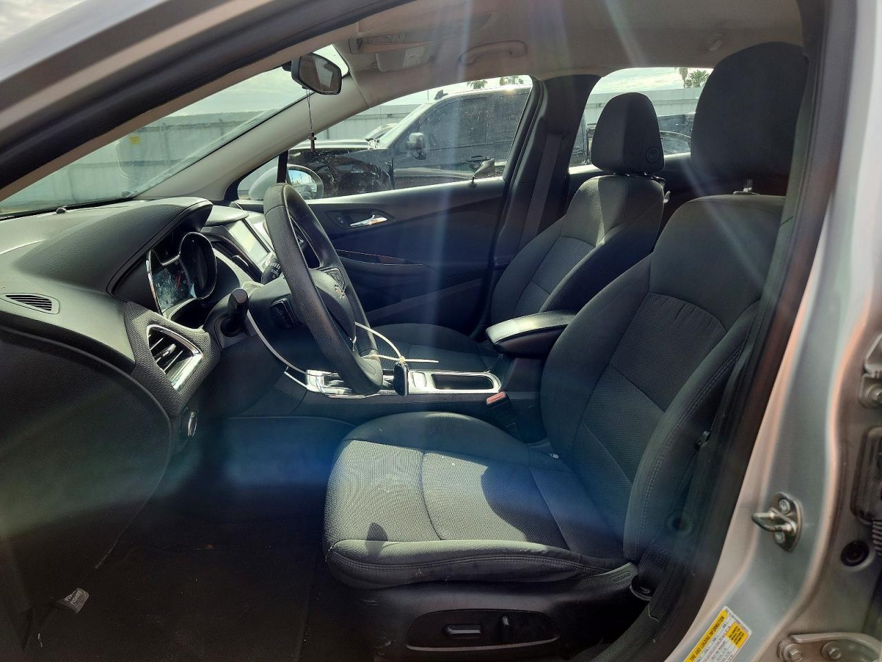 2017 Chevrolet Cruze Lt - Image 7