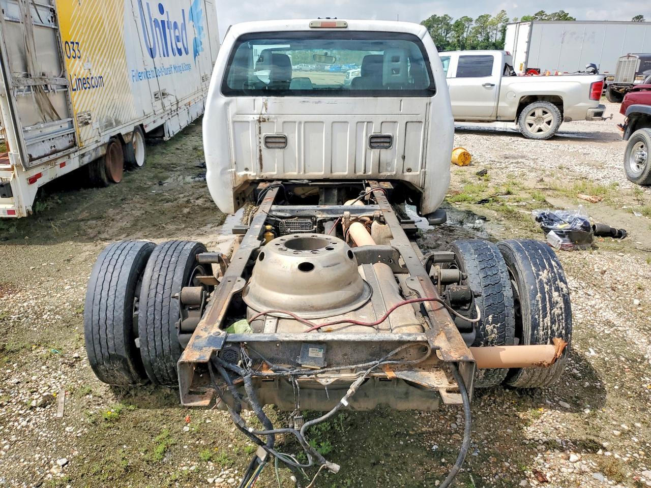 2012 Ford F450 - Фото 6