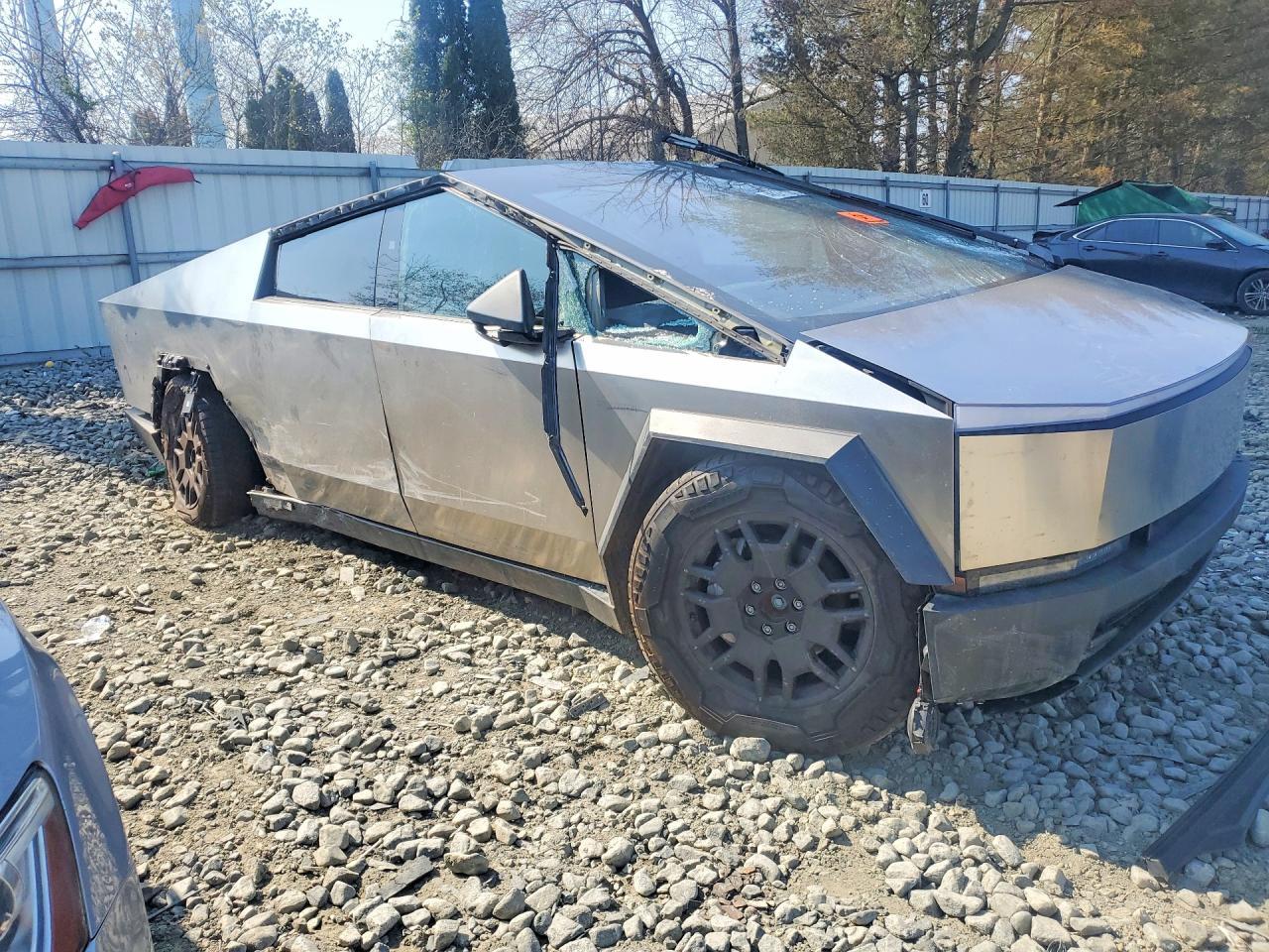 2024 Tesla Cybertruck - Фото 4