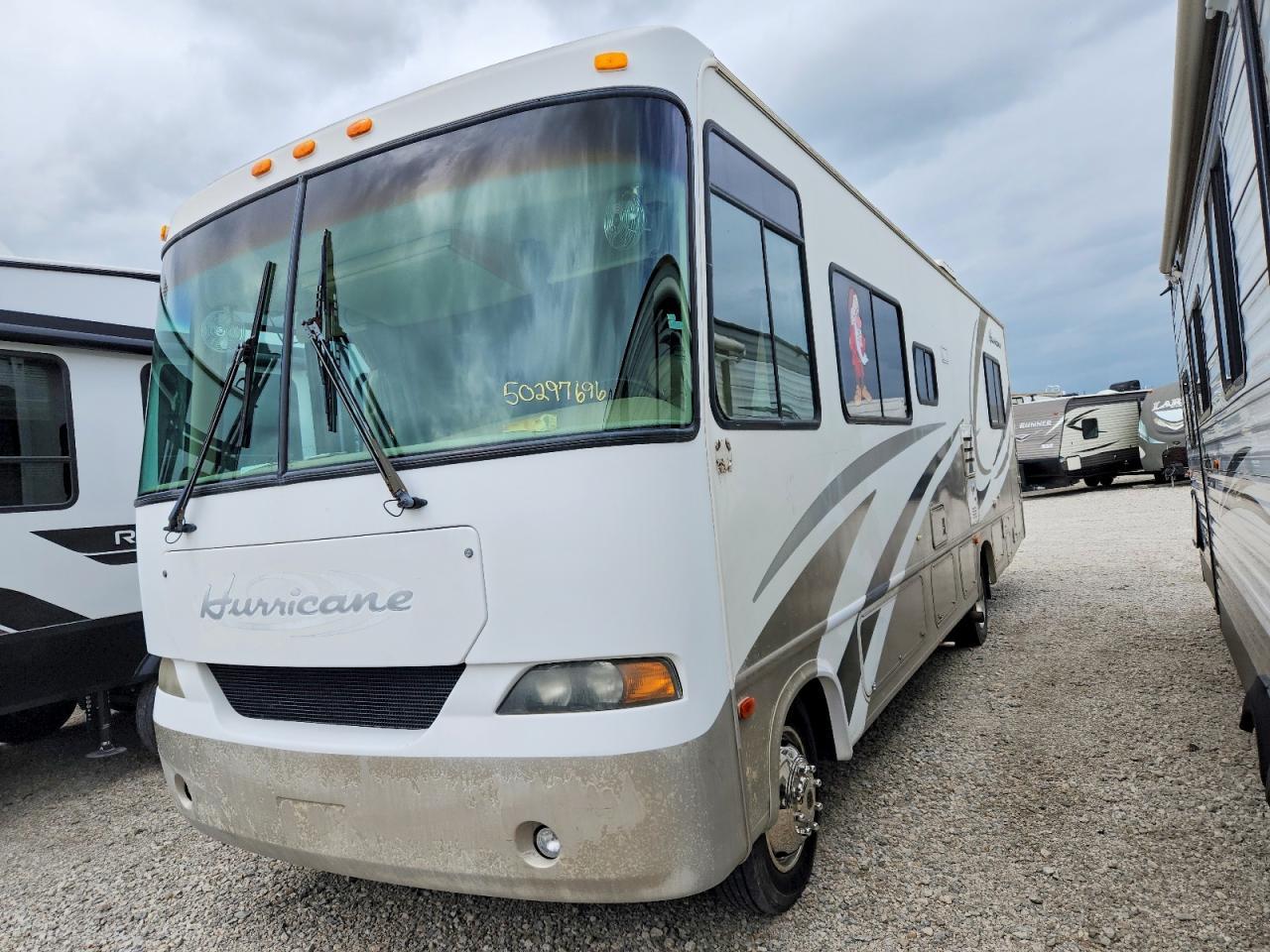 2004 Ford Hurricane Rv - Фото 2