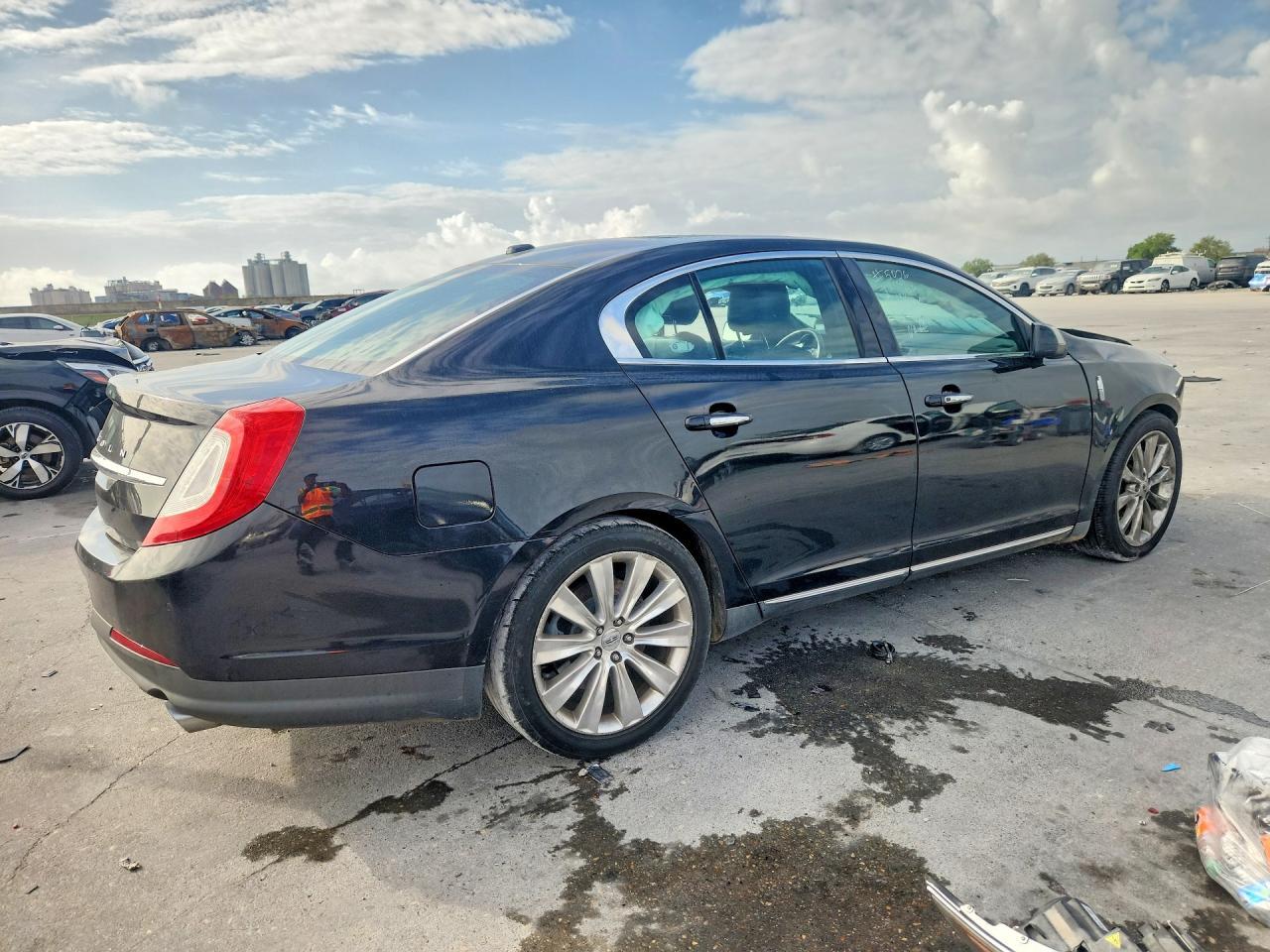 2015 Lincoln Mks - Image 3