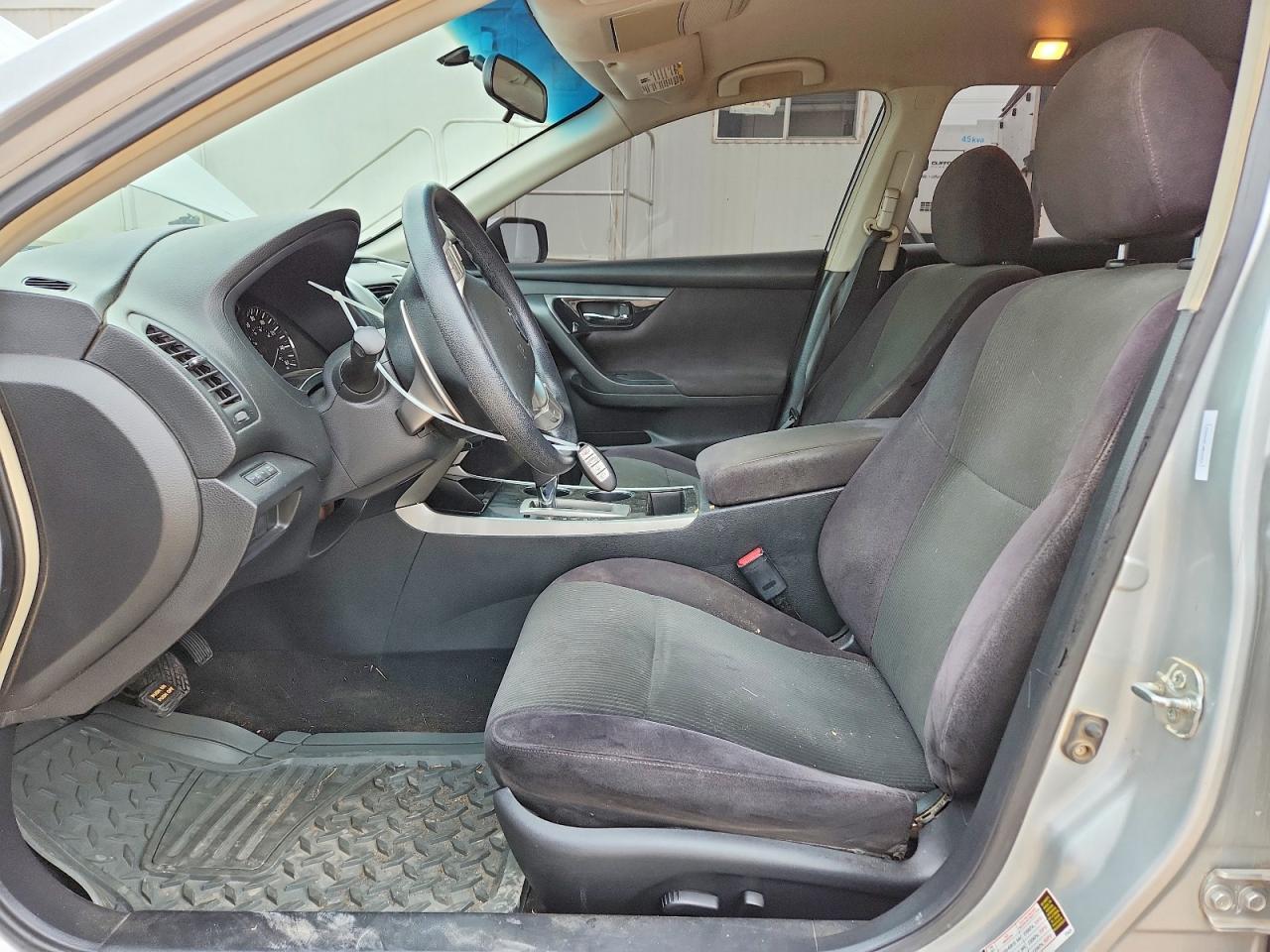 2013 Nissan Altima 3.5 S - Image 7