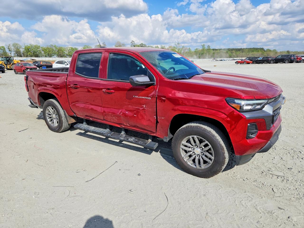 2025 Chevrolet Colorado Lt - Image 4